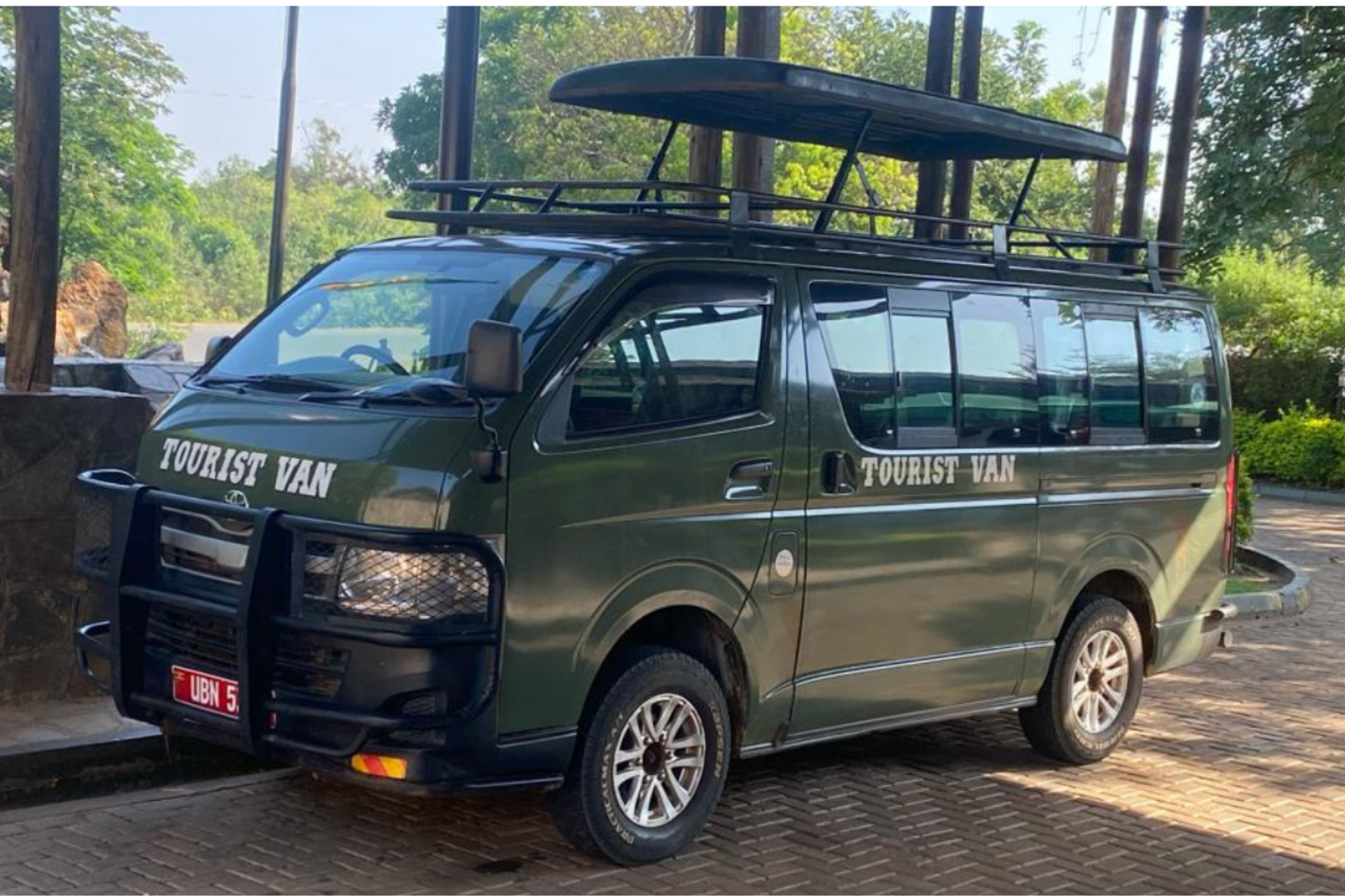 Budget Safari Cars for Hire in Uganda