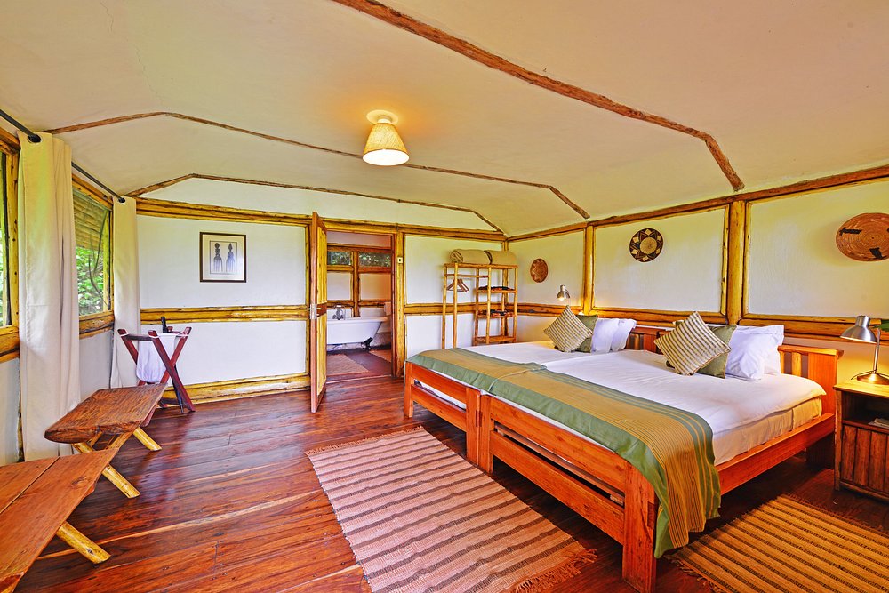Luxury Lodges in Buhoma Sector
