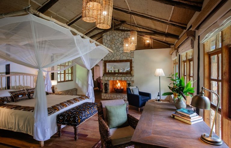 Luxury Lodges in Buhoma Lodge