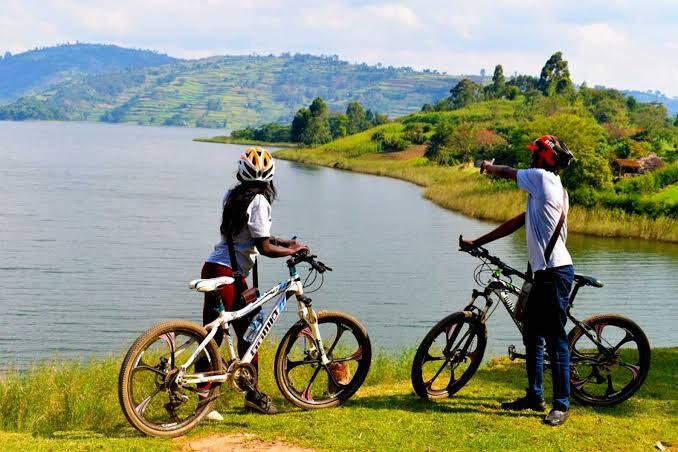 Mountain Biking in Lake Bunyonyi