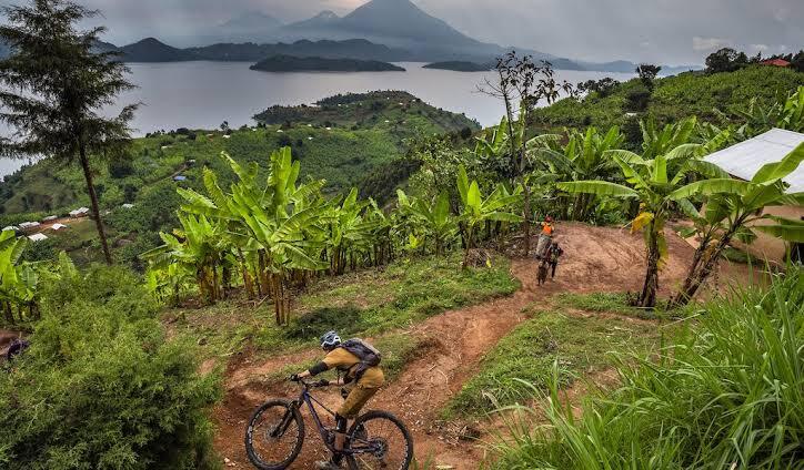 Activities at Lake Bunyonyi