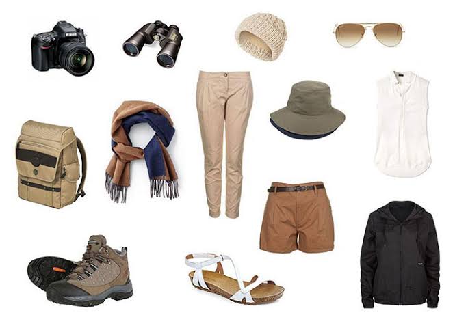 Kenya safari packing list camera binoculars hat boots sandals khaki clothing